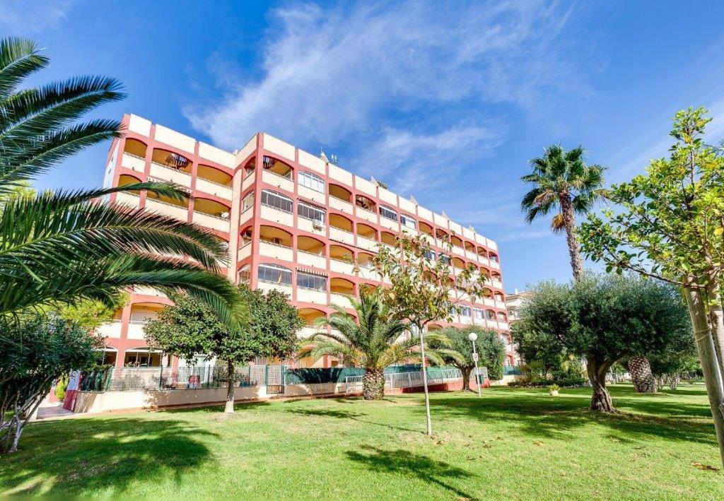 Appartement Torre La Mata Торевьиа Экстерьер фото